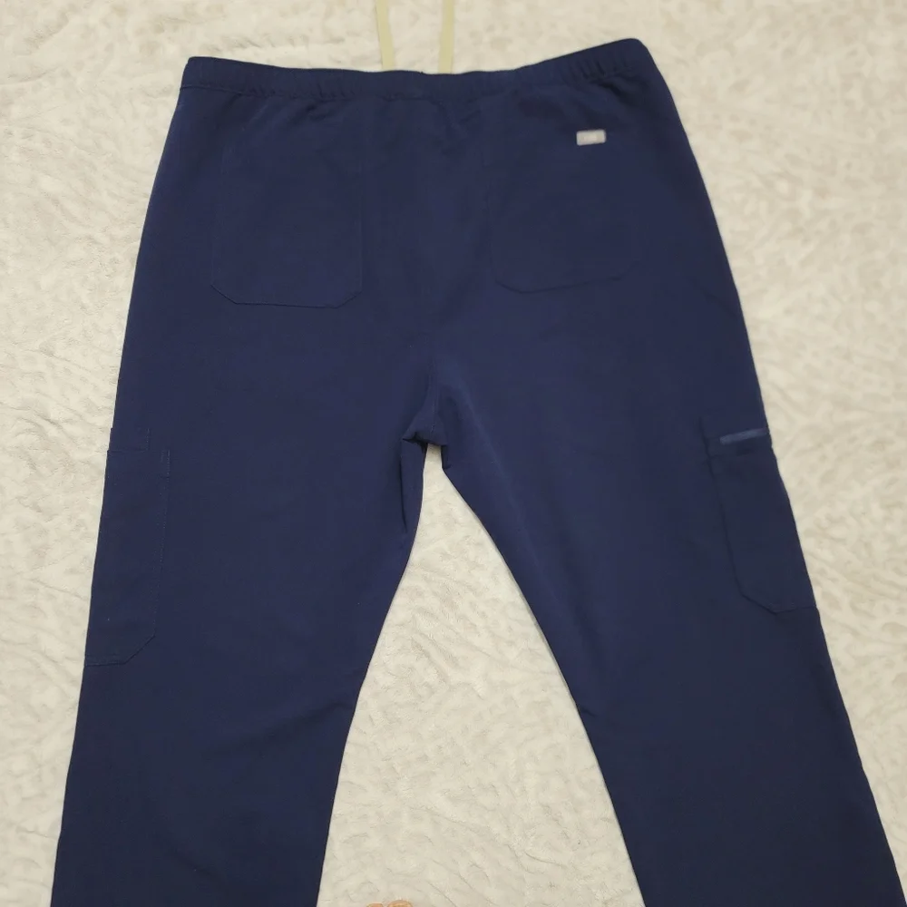 FIGS- Cairo Cargo Scrub Pants Men's Navy Blue Size XXL Medical Nurse Doctor